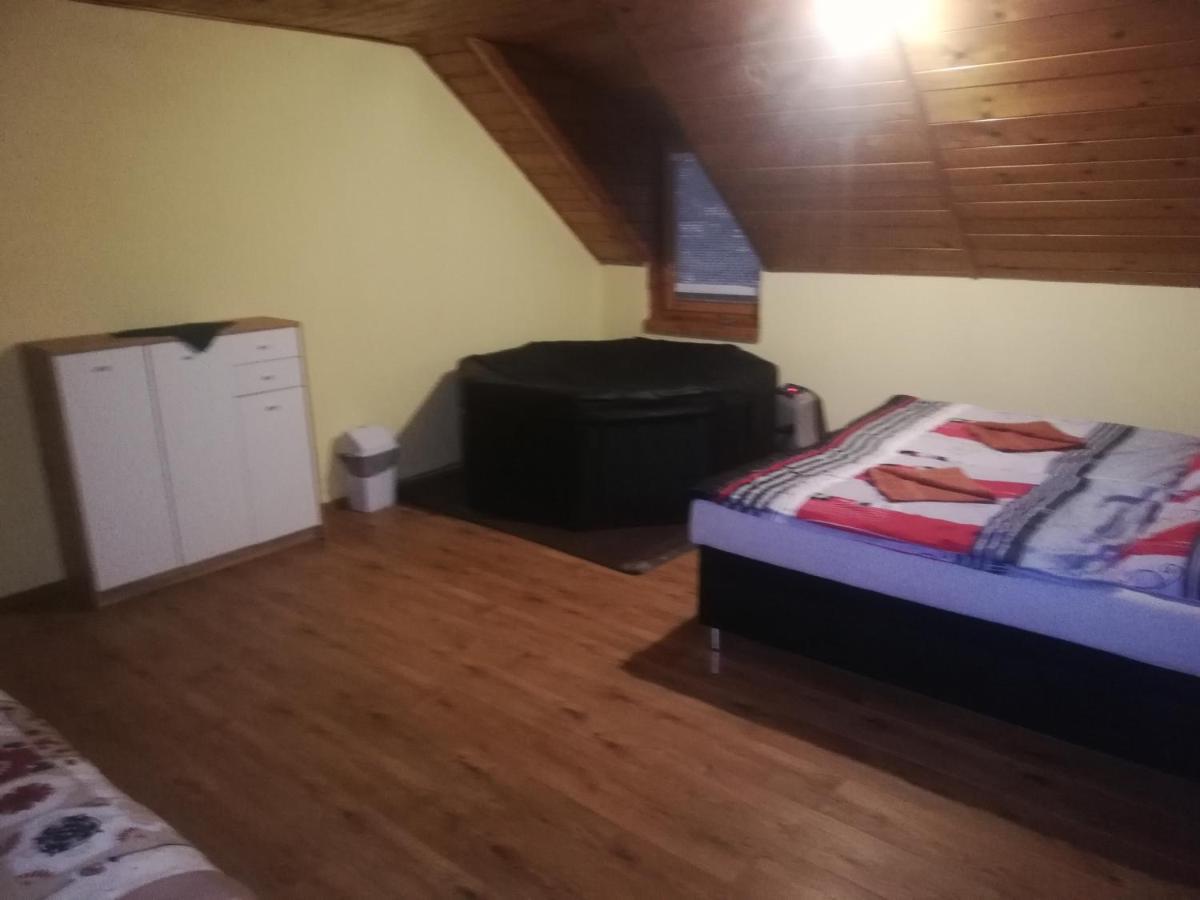 Appartement Privat Femamki à Licartovce Extérieur photo