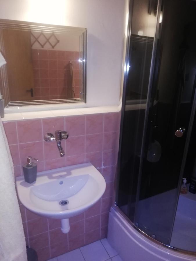 Appartement Privat Femamki à Licartovce Extérieur photo