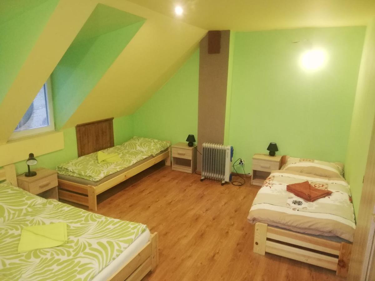 Appartement Privat Femamki à Licartovce Extérieur photo