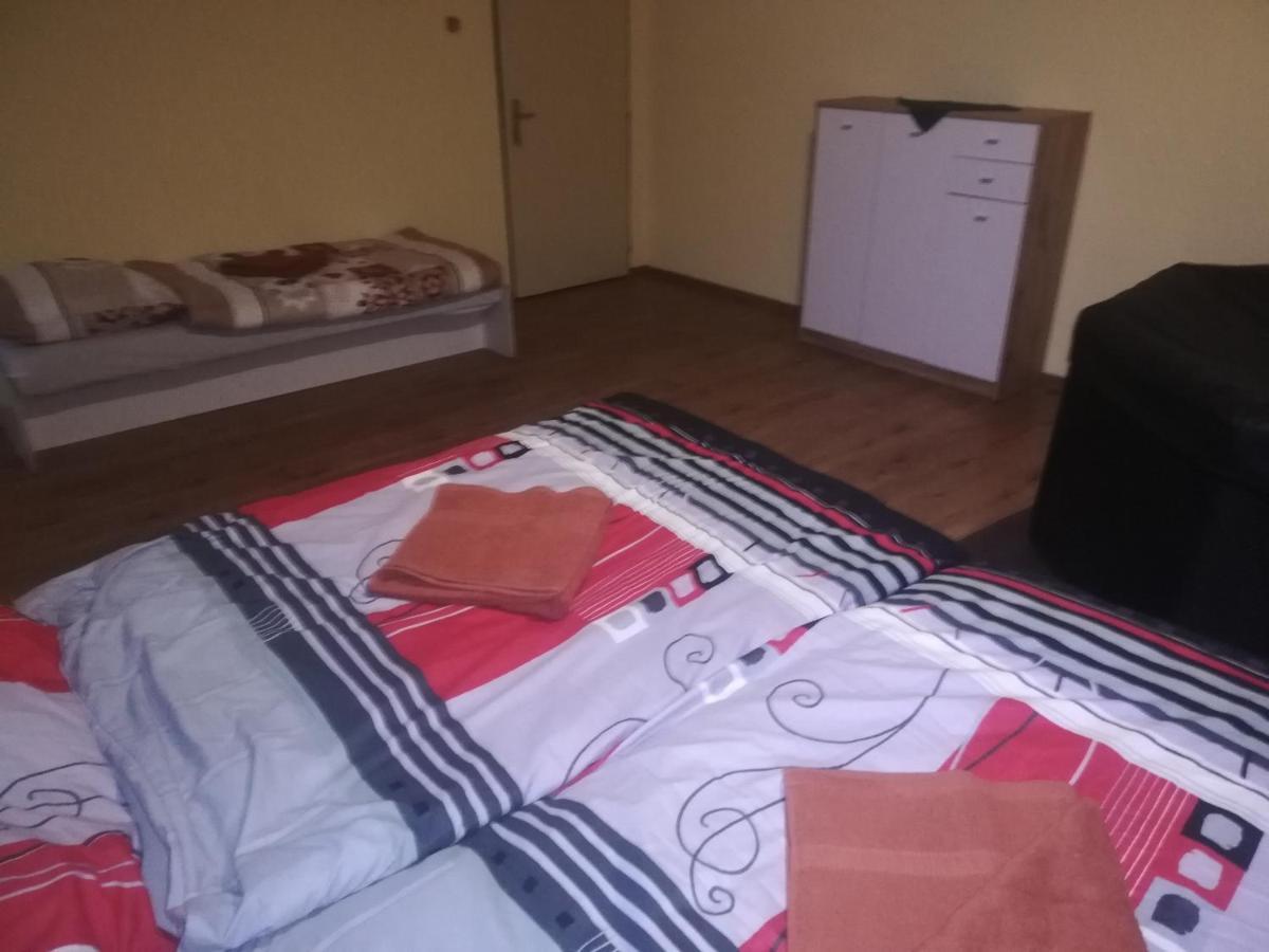 Appartement Privat Femamki à Licartovce Extérieur photo
