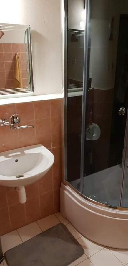 Appartement Privat Femamki à Licartovce Extérieur photo
