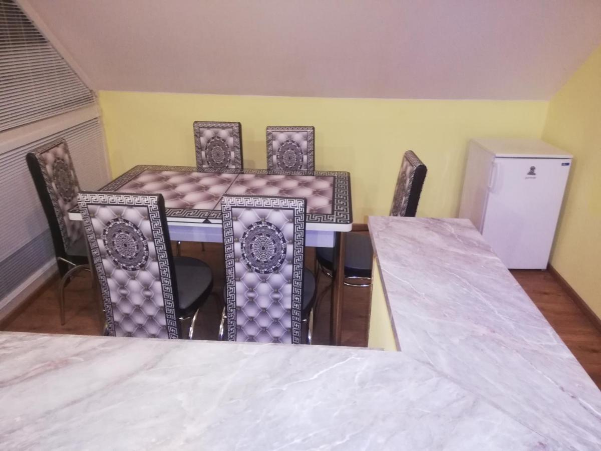 Appartement Privat Femamki à Licartovce Extérieur photo